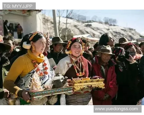 足球明星的藏族女友揭秘她的爱情故事与生活点滴